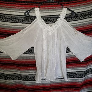White boho styled flowy shirt